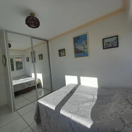 Apartment Le Sully